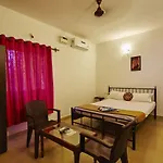 Arpora Inn