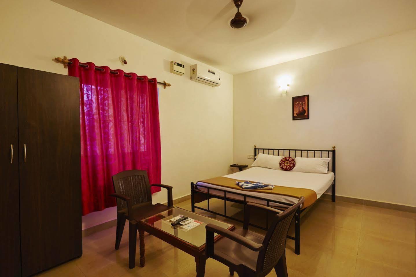 Arpora Hotel