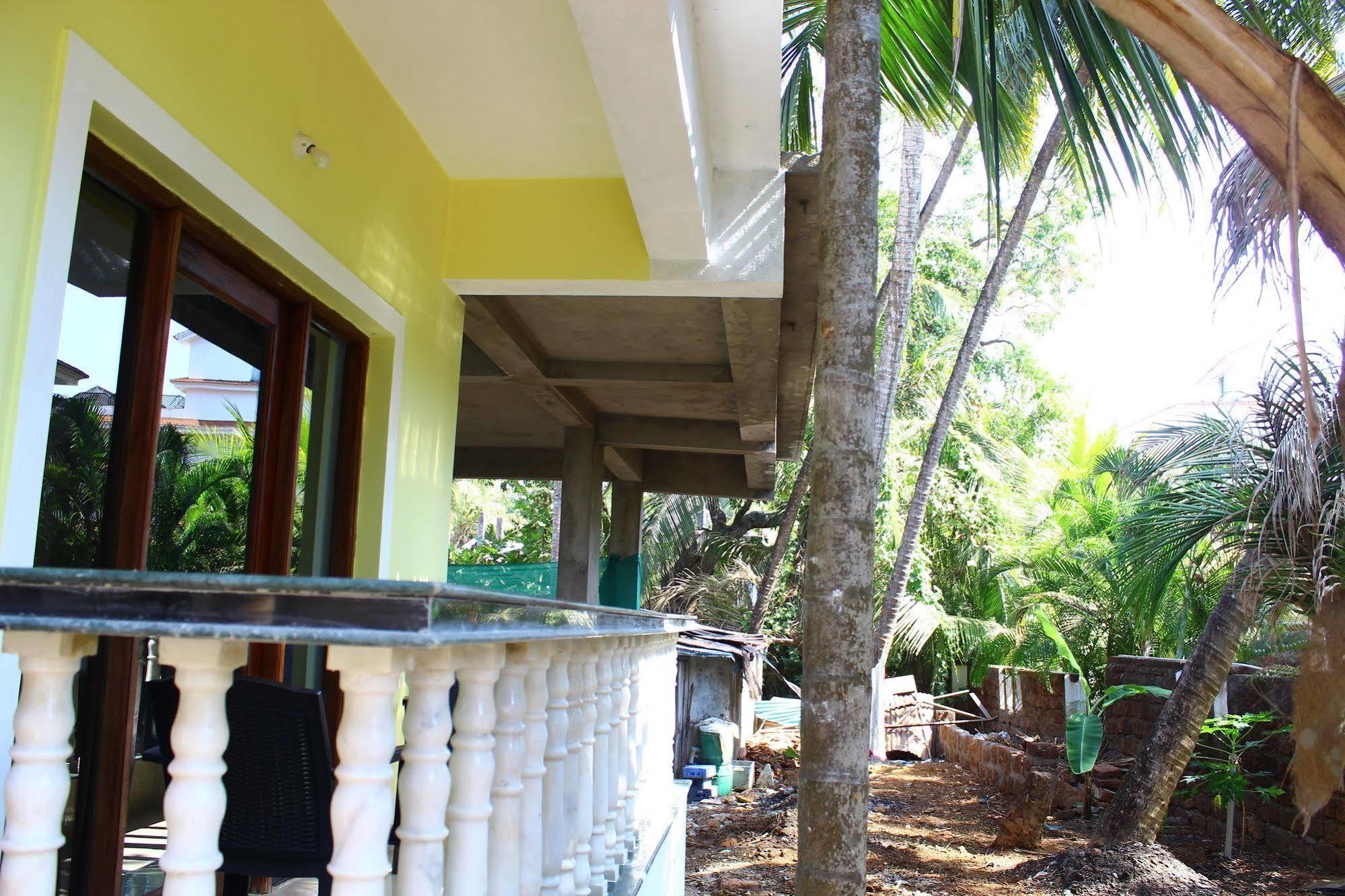 Arpora Hotel 3*